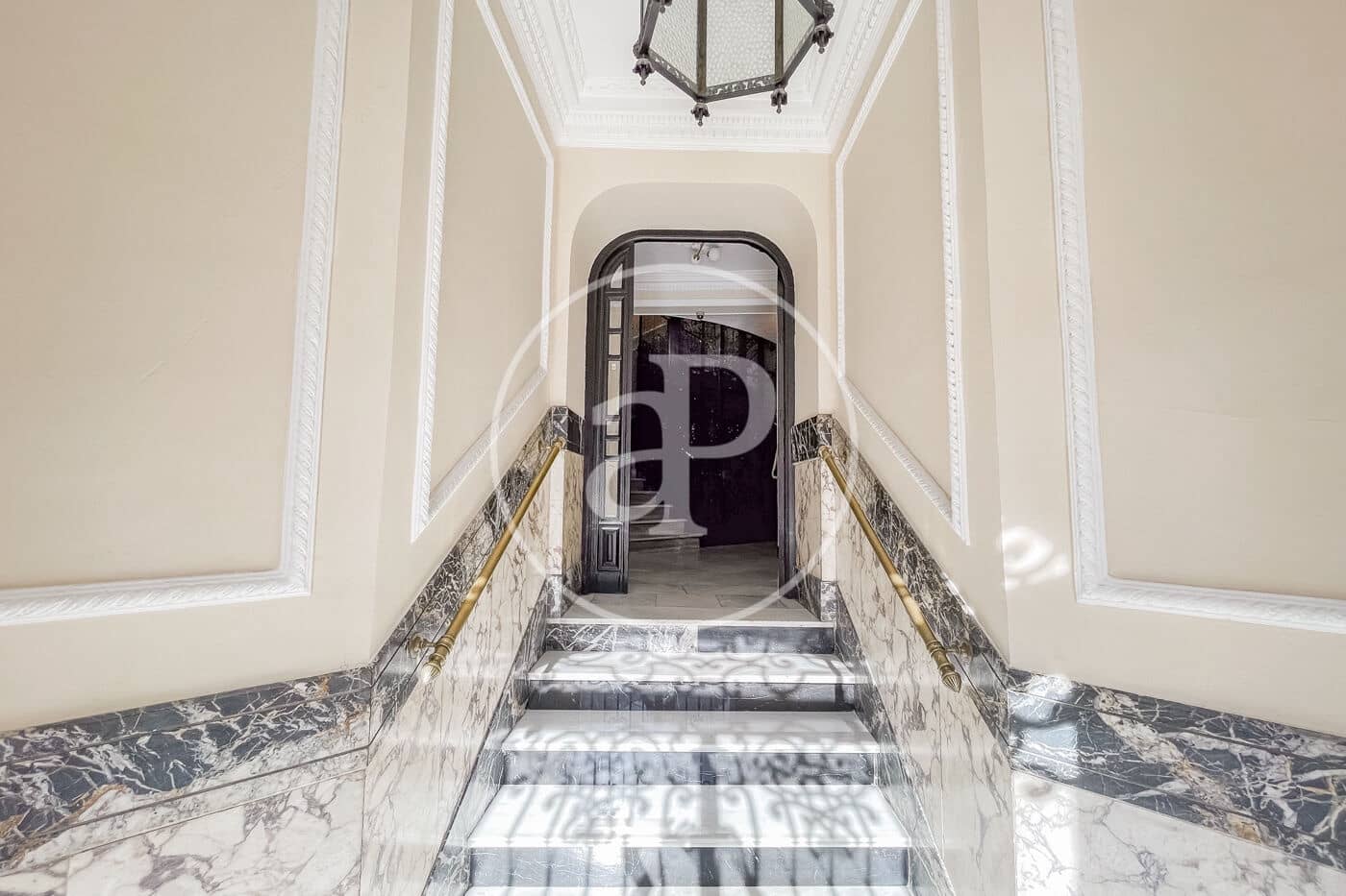 3 soveværelse Lejlighed til salg i Madrid by - € 1.790.000 (Ref: 10164945)