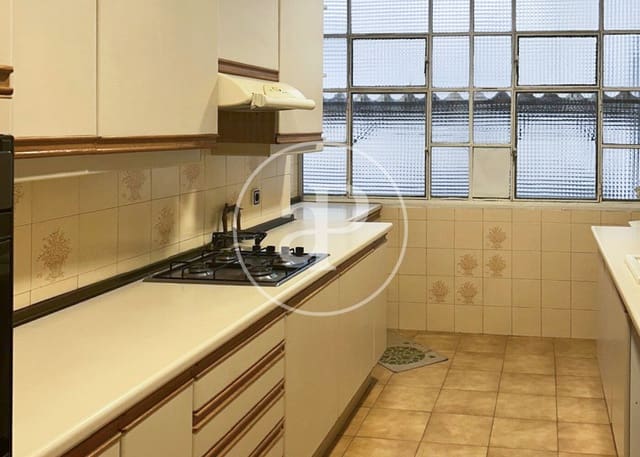 3 sypialnia Apartament na sprzedaż w Fuente del Berro, Miasto Madryt - 1 090 000 € (Ref: 10164946)