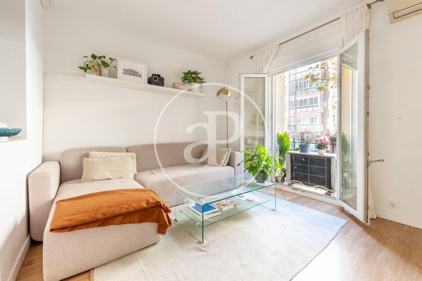 2 bedroom Apartment for sale in Madrid city - € 600,000 (Ref: 10164947)