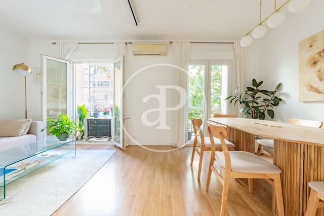 2 soveværelse Lejlighed til salg i Rios Rosas, Madrid by - € 600.000 (Ref: 10164947)