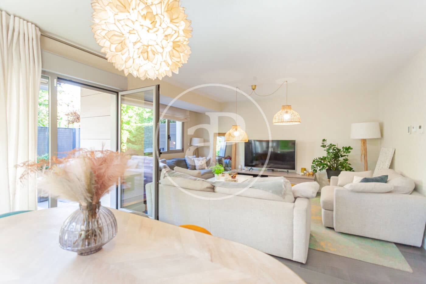 3 bedroom Villa for sale in Boadilla del Monte with pool garage - € 1,250,000 (Ref: 10164948)