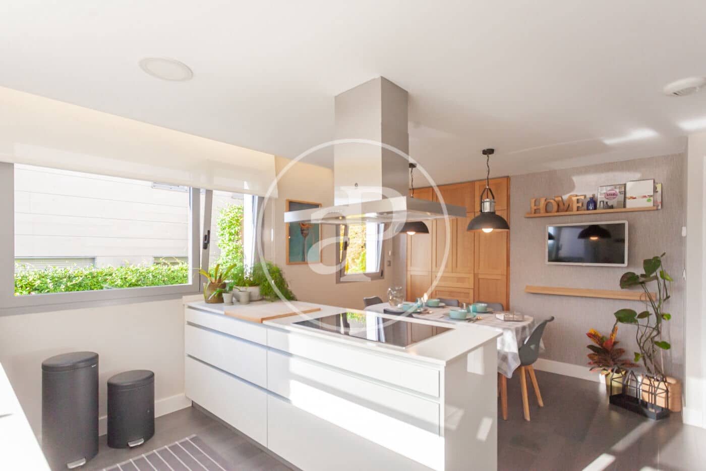 3 bedroom Villa for sale in Boadilla del Monte with pool garage - € 1,250,000 (Ref: 10164948)