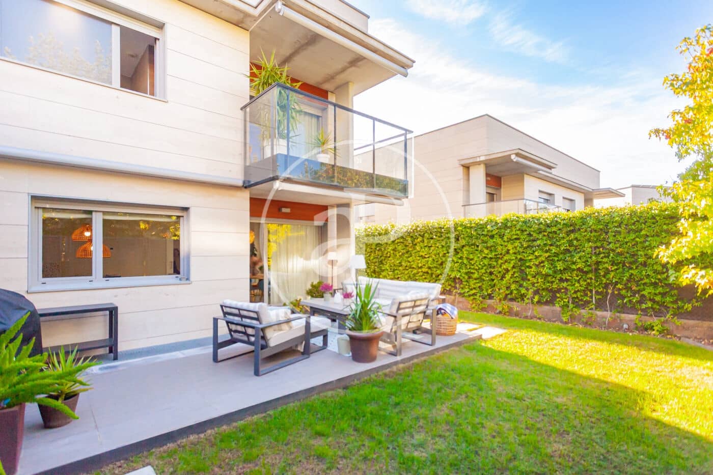 3 bedroom Villa for sale in Boadilla del Monte with pool garage - € 1,250,000 (Ref: 10164948)