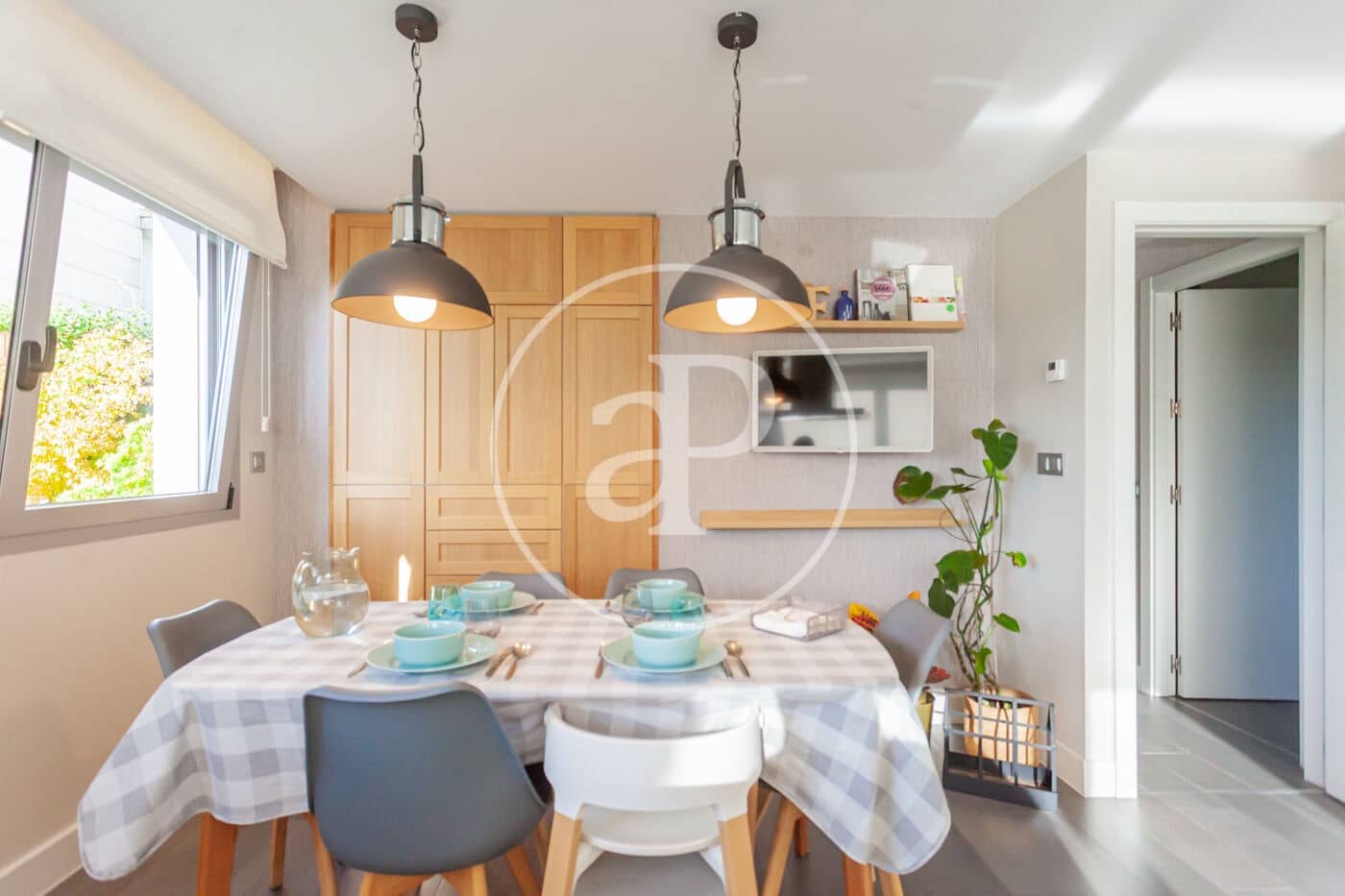 3 bedroom Villa for sale in Boadilla del Monte with pool garage - € 1,250,000 (Ref: 10164948)