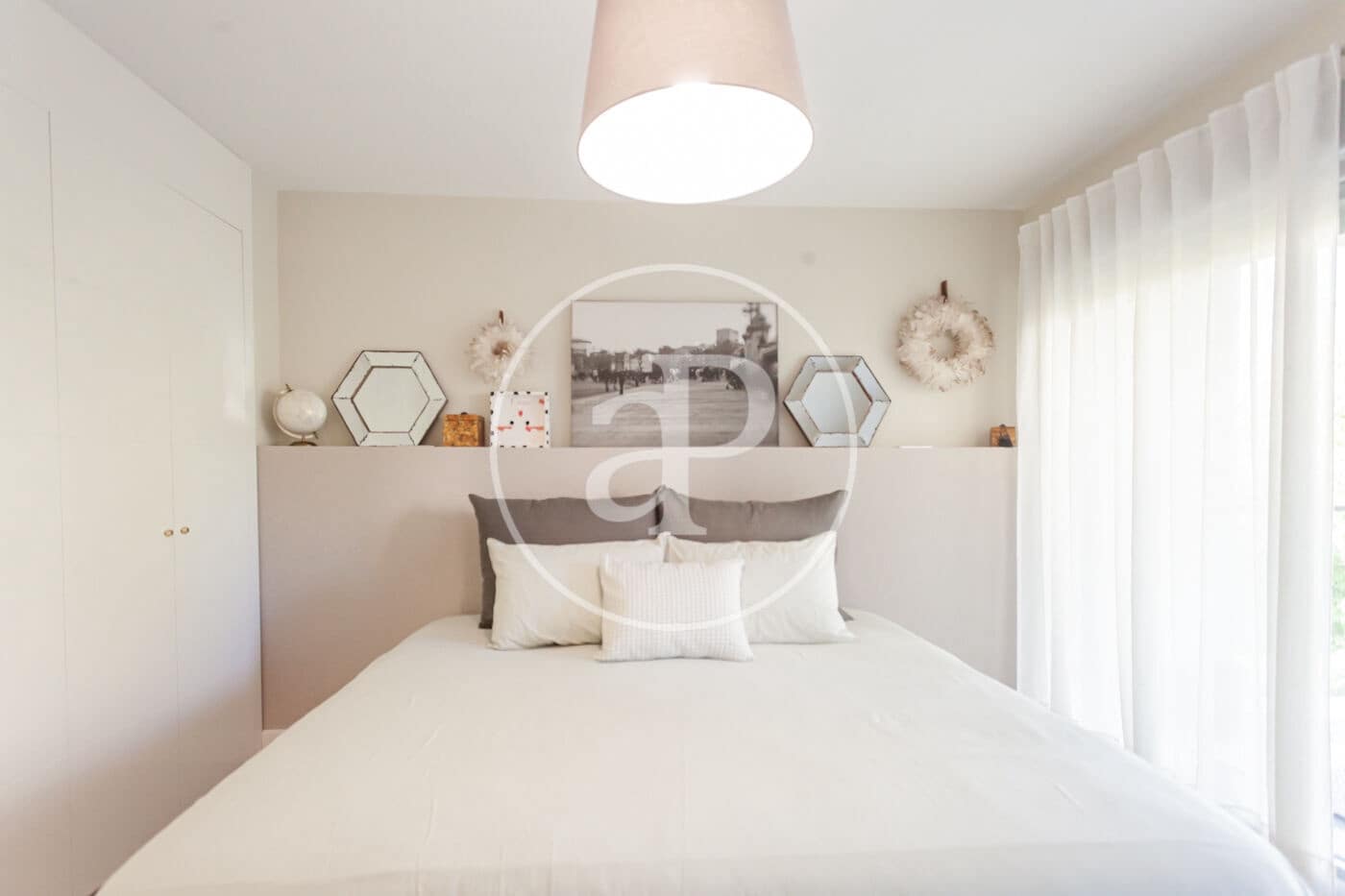 3 bedroom Villa for sale in Boadilla del Monte with pool garage - € 1,250,000 (Ref: 10164948)