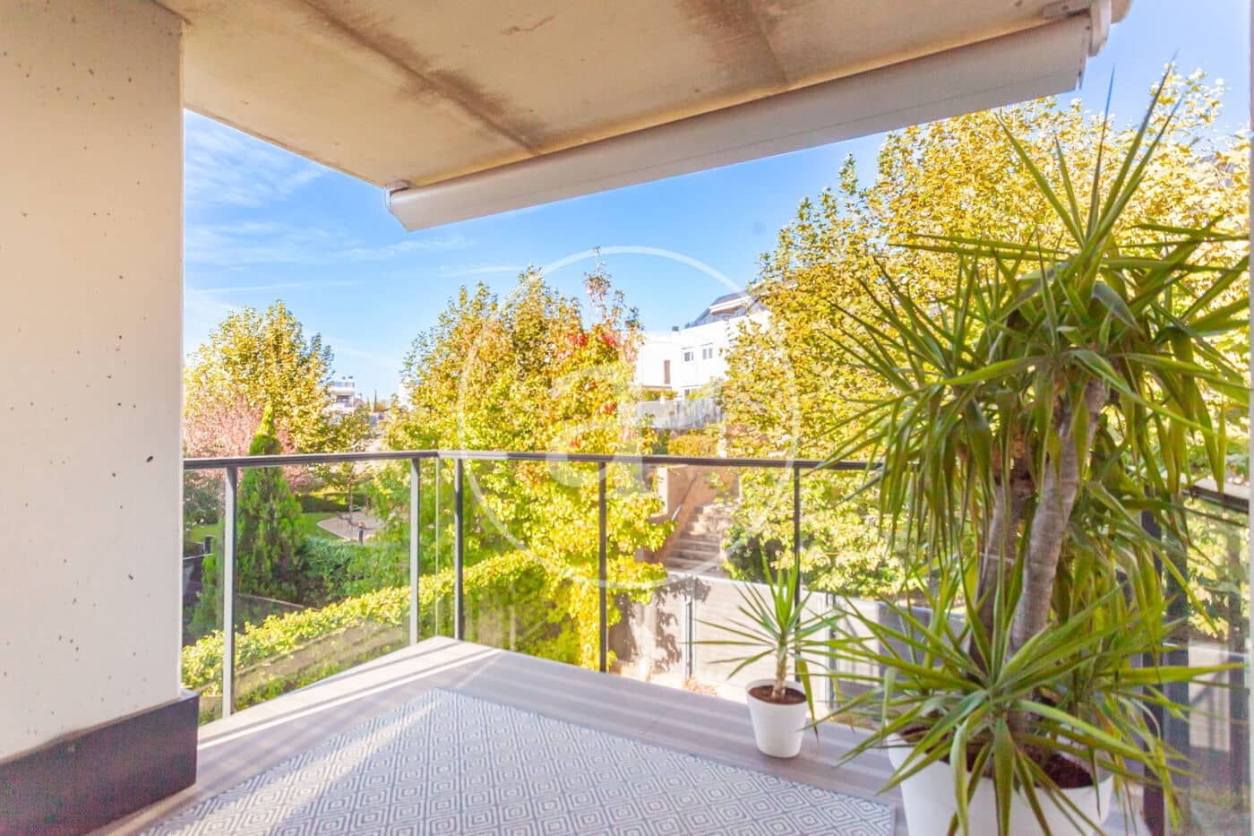 3 bedroom Villa for sale in Boadilla del Monte with pool garage - € 1,250,000 (Ref: 10164948)
