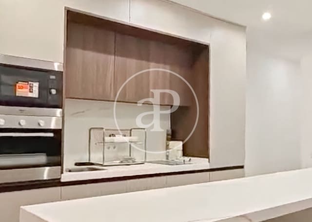 3 slaapkamer Appartement te koop in Rios Rosas, Madrid stad - € 1.230.000 (Ref: 10164949)