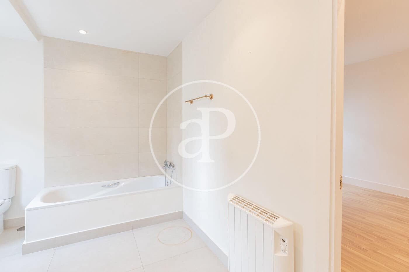 4 bedroom Apartment for rent in Madrid city - € 7,200 (Ref: 10166615)