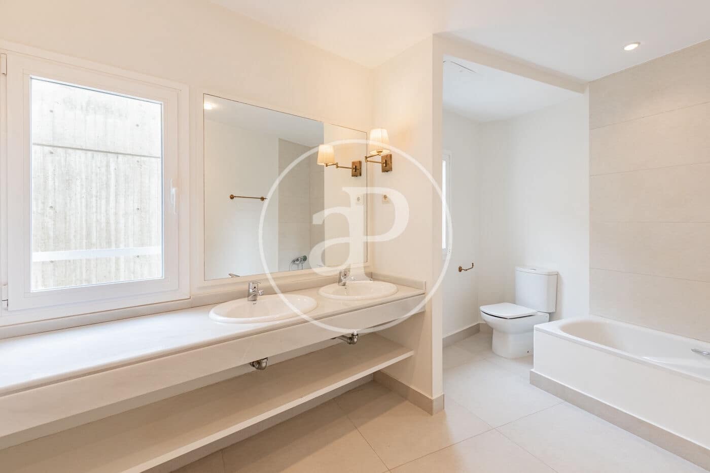4 bedroom Apartment for rent in Madrid city - € 7,200 (Ref: 10166615)