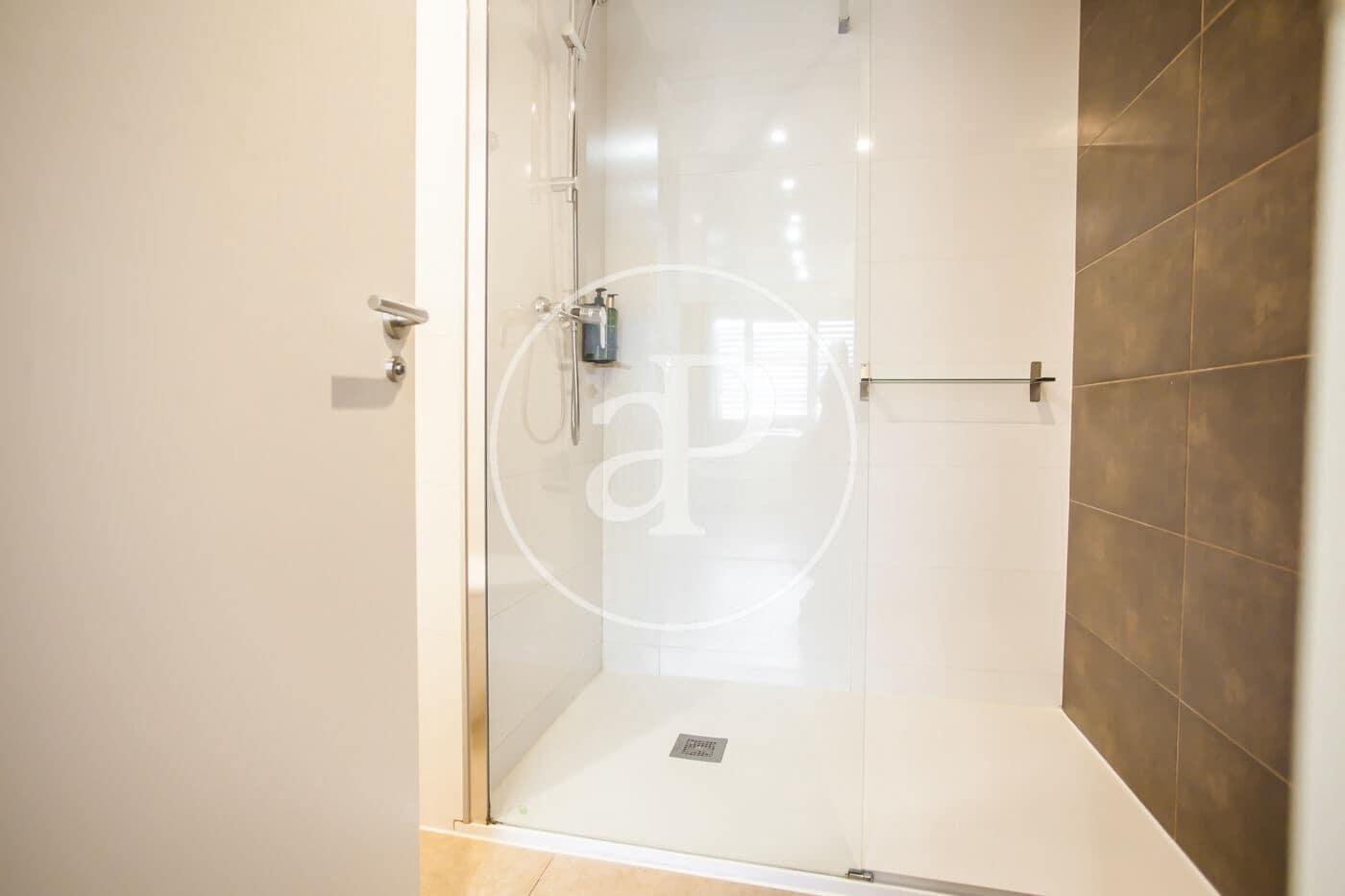 1 bedroom Apartment for sale in Madrid city with pool - € 590,000 (Ref: 10166616)