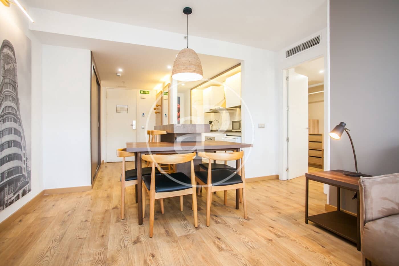 1 bedroom Apartment for sale in Madrid city with pool - € 590,000 (Ref: 10166617)