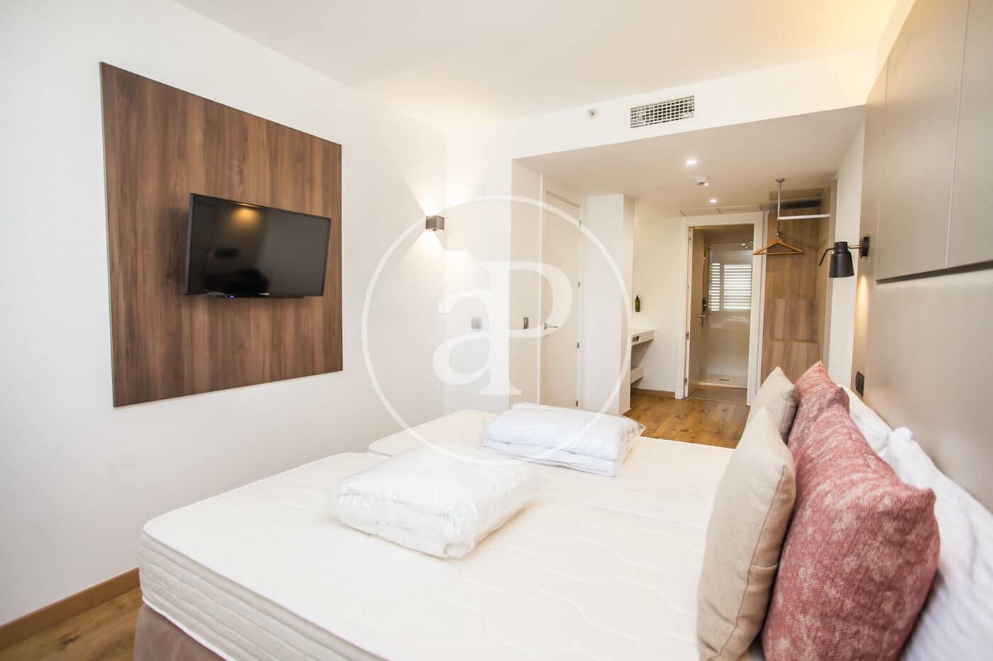 1 bedroom Apartment for sale in Madrid city with pool - € 590,000 (Ref: 10166617)