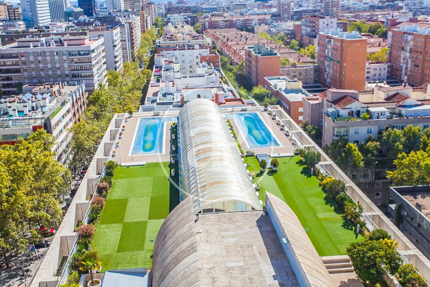 1 bedroom Apartment for sale in Madrid city with pool - € 590,000 (Ref: 10166617)