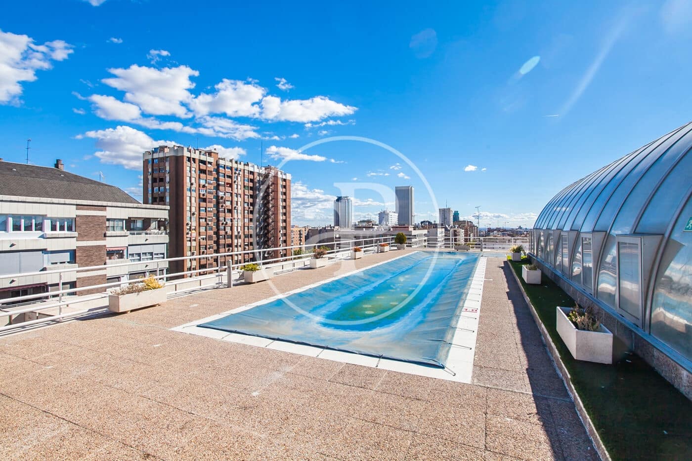 1 bedroom Apartment for sale in Madrid city with pool - € 590,000 (Ref: 10166617)