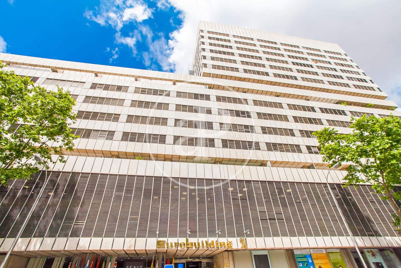 1 bedroom Apartment for sale in Madrid city with pool - € 590,000 (Ref: 10166617)