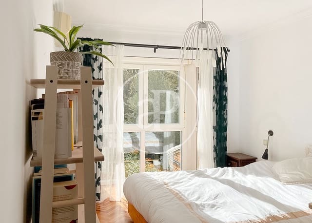 6 slaapkamer Villa te koop in Valverde, Madrid stad met zwembad garage - € 1.750.000 (Ref: 10166619)
