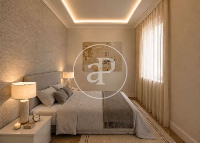 3 soveværelse Penthouse til salg i Argüelles, Madrid by - € 1.880.000 (Ref: 10168484)