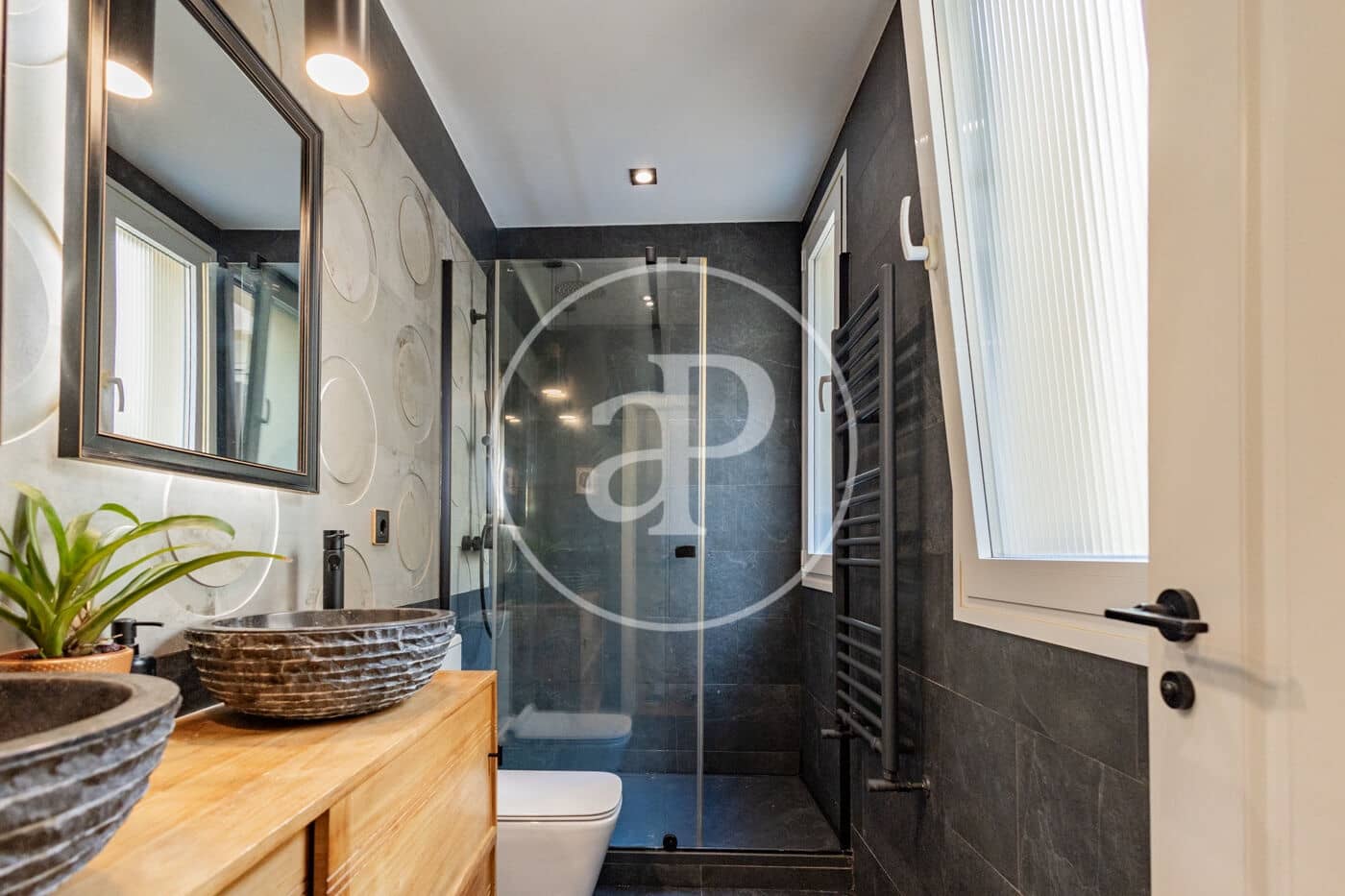 2 bedroom Apartment for sale in Madrid city - € 1,045,000 (Ref: 10168486)