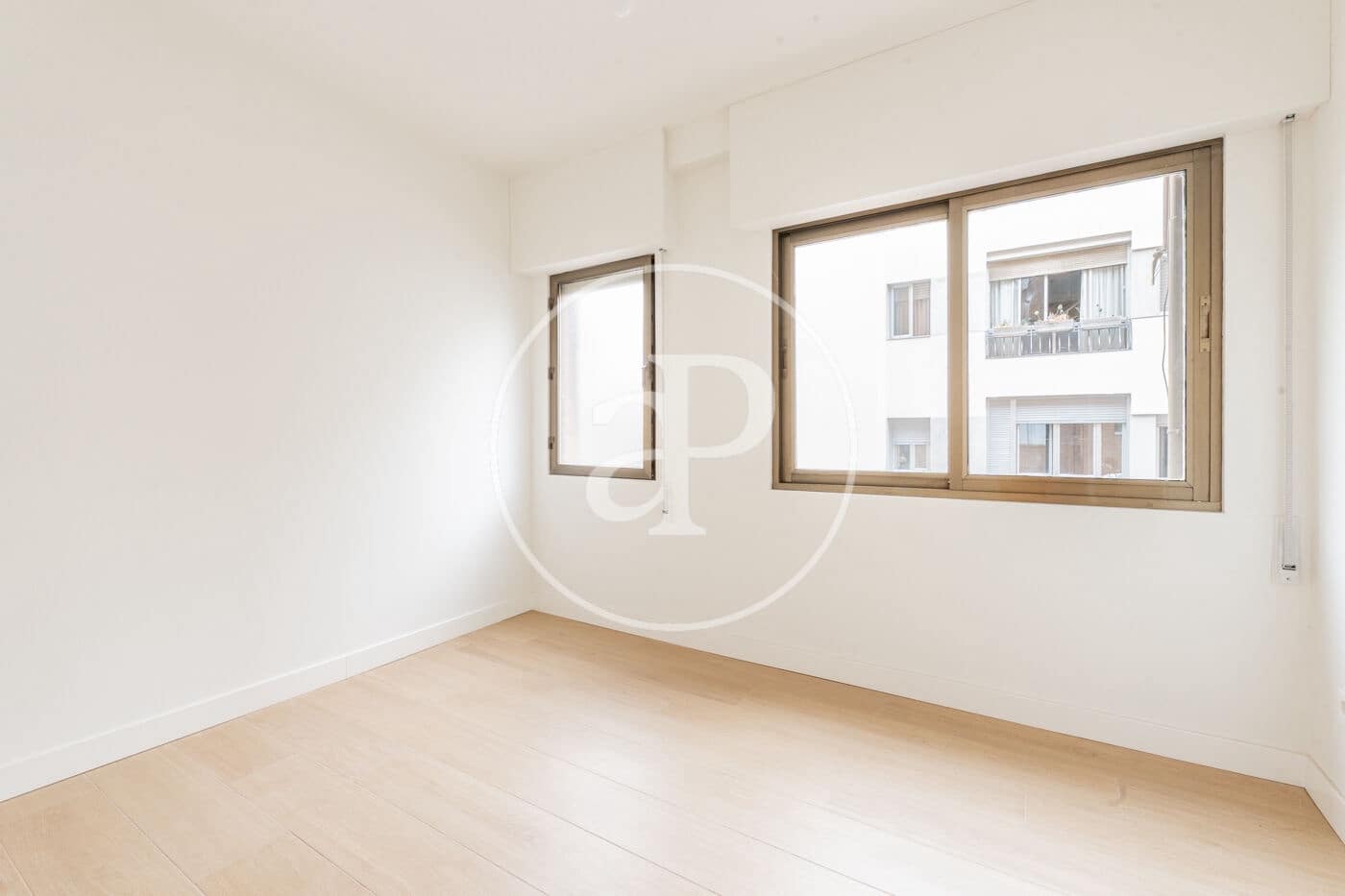 3 sypialnia Apartament na sprzedaż w Miasto Madryt z basenem garażem - 1 190 000 € (Ref: 10168488)