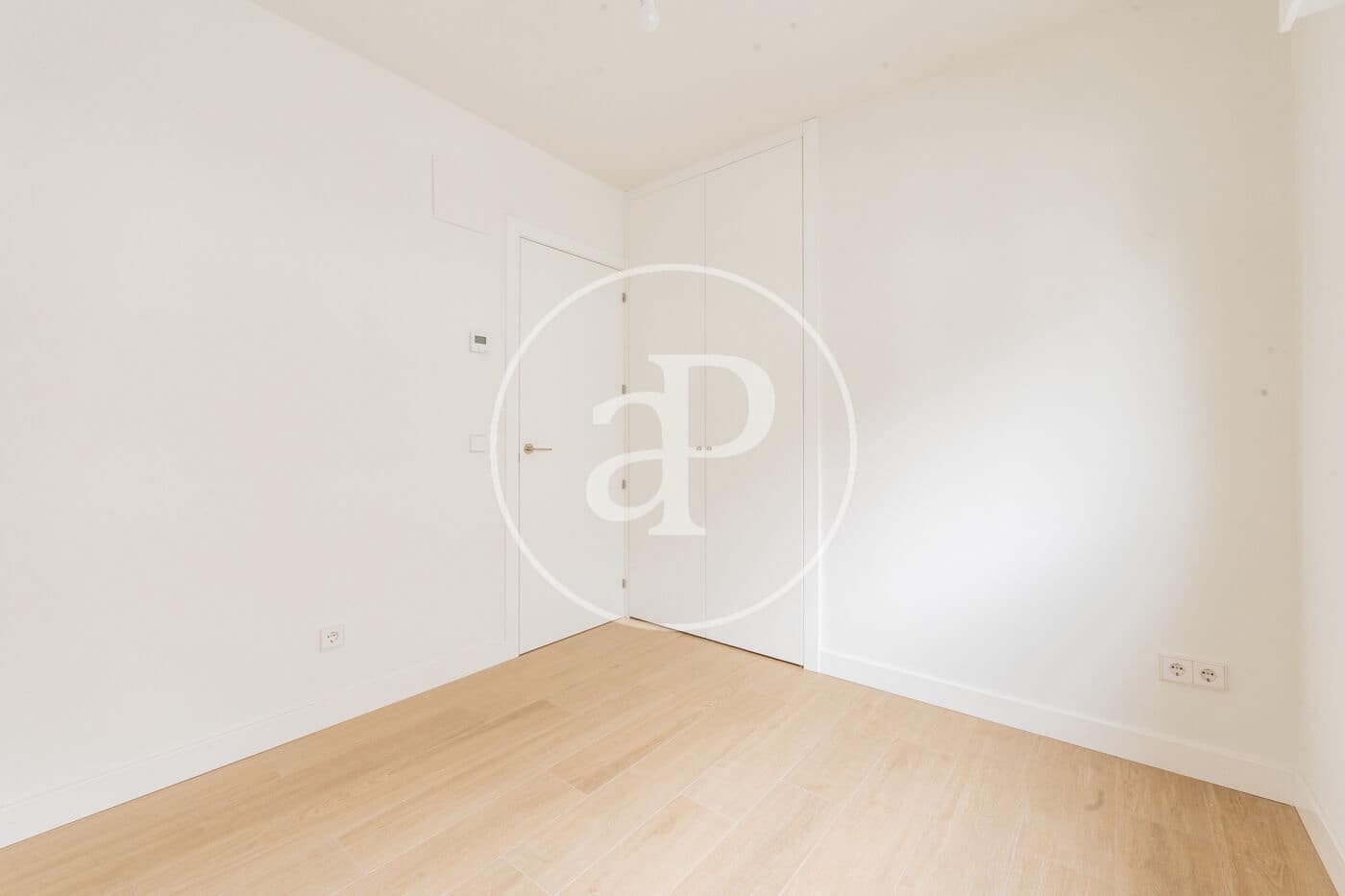 3 sypialnia Apartament na sprzedaż w Miasto Madryt z basenem garażem - 1 190 000 € (Ref: 10168488)
