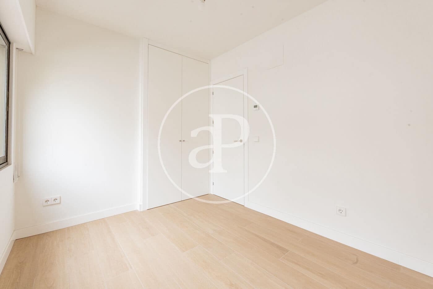 3 sypialnia Apartament na sprzedaż w Miasto Madryt z basenem garażem - 1 190 000 € (Ref: 10168488)