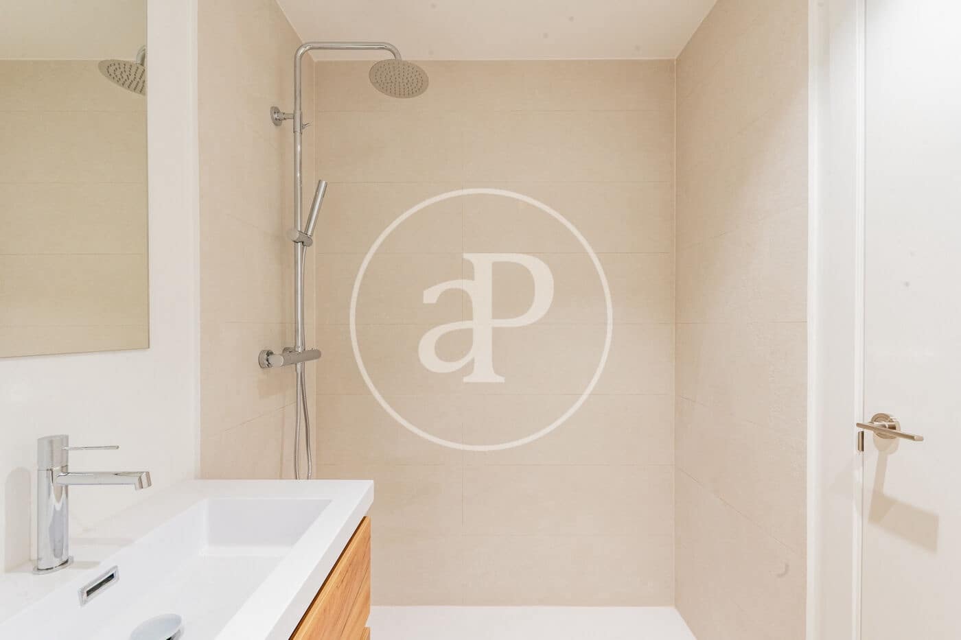 3 sypialnia Apartament na sprzedaż w Miasto Madryt z basenem garażem - 1 190 000 € (Ref: 10168488)
