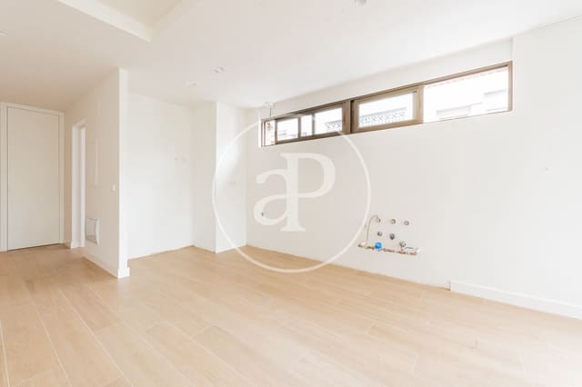 3 sypialnia Apartament na sprzedaż w San Juan Bautista, Miasto Madryt z basenem garażem - 1 190 000 € (Ref: 10168488)