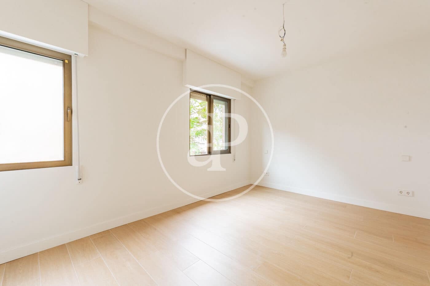 3 sypialnia Apartament na sprzedaż w Miasto Madryt z basenem garażem - 1 190 000 € (Ref: 10168488)