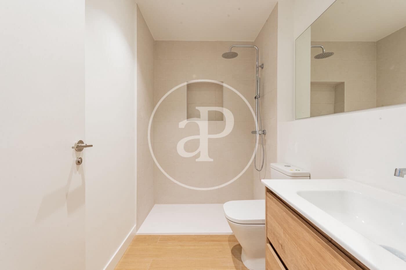3 sypialnia Apartament na sprzedaż w Miasto Madryt z basenem garażem - 1 190 000 € (Ref: 10168488)