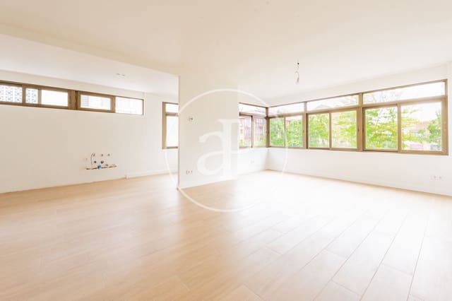 3 sypialnia Apartament na sprzedaż w San Juan Bautista, Miasto Madryt z basenem garażem - 1 190 000 € (Ref: 10168488)