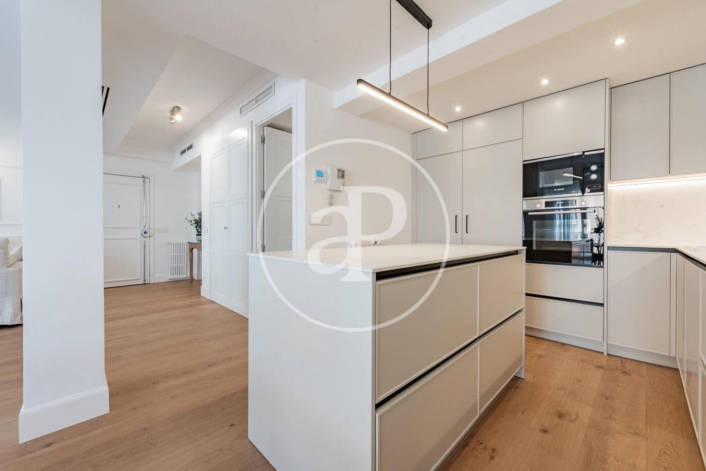 3 bedroom Apartment for sale in Madrid city - € 1,690,000 (Ref: 10171492)