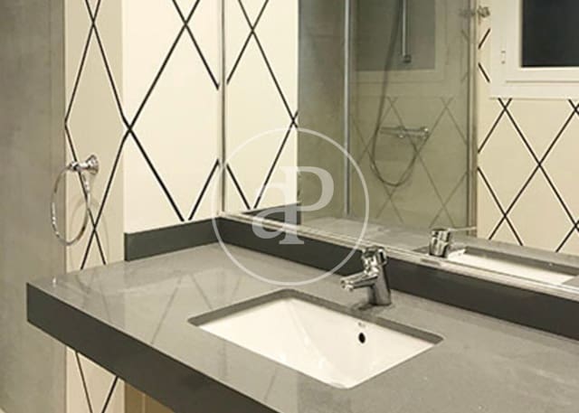 2 soverom Leilighet til leie i El Viso, Madrid by - € 3 000 (Ref: 10171495)