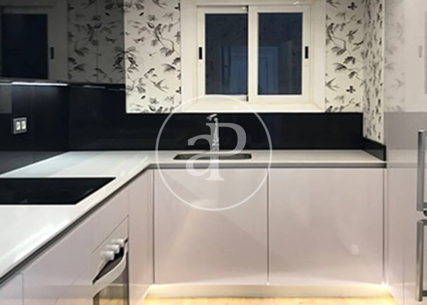 2 soverom Leilighet til leie i Madrid by - € 3 000 (Ref: 10171495)