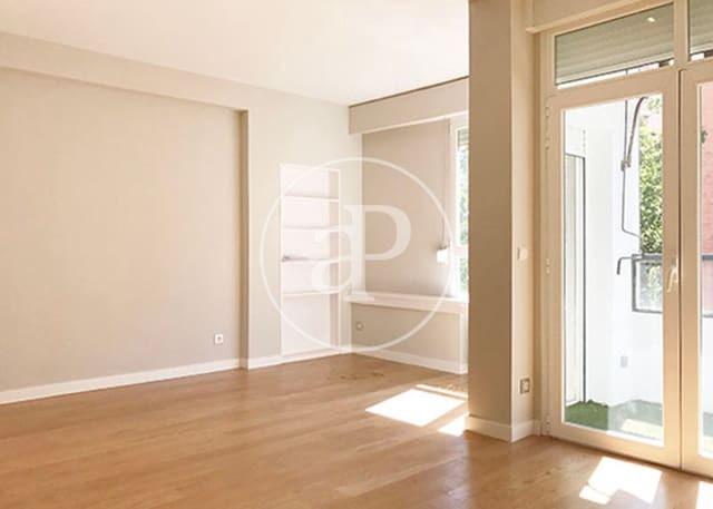 2 soverom Leilighet til leie i El Viso, Madrid by - € 3 000 (Ref: 10171495)
