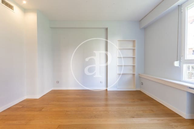 2 bedroom Apartment for rent in El Viso, Madrid city - € 3,000 (Ref: 10171495)