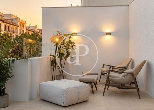 2 slaapkamer Penthouse te koop in Almagro, Madrid stad - € 1.450.000 (Ref: 10171506)