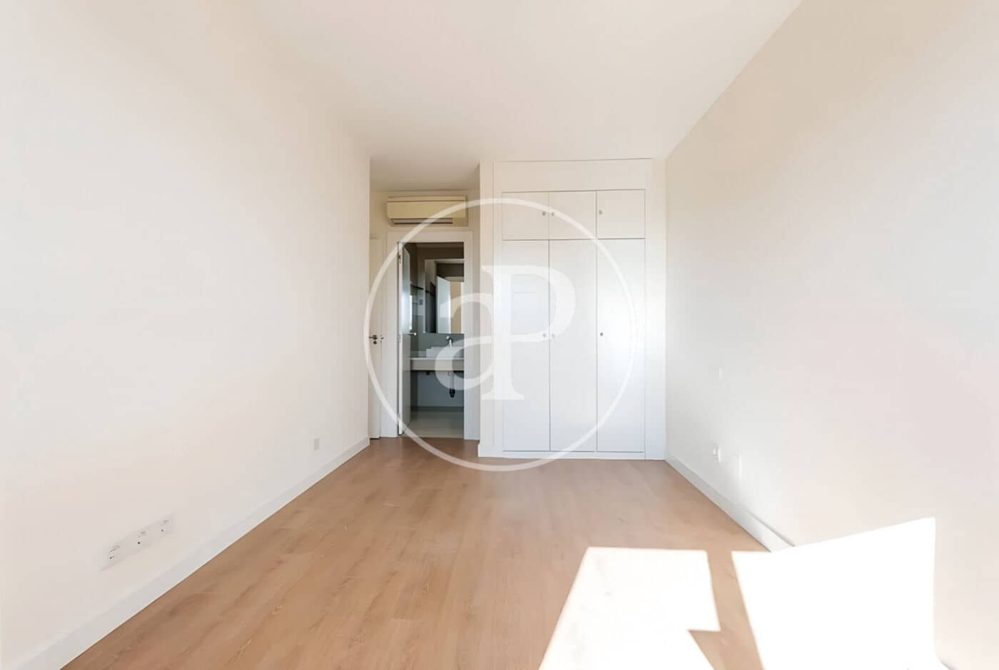 2 soverom Leilighet til salgs i Madrid by med svømmebasseng - € 685 000 (Ref: 10173809)