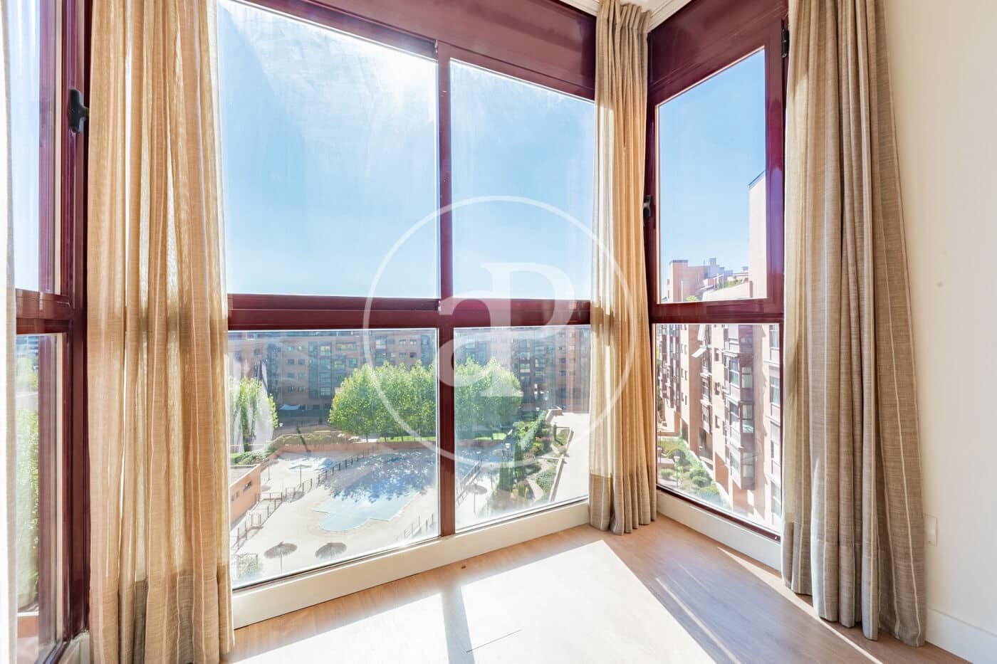 2 soverom Leilighet til salgs i Madrid by med svømmebasseng - € 685 000 (Ref: 10173809)