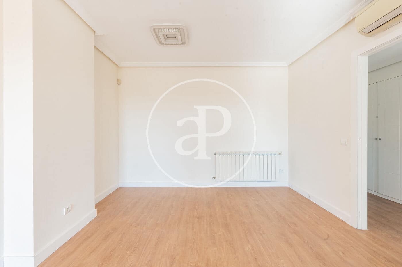 2 soverom Leilighet til salgs i Madrid by med svømmebasseng - € 685 000 (Ref: 10173809)