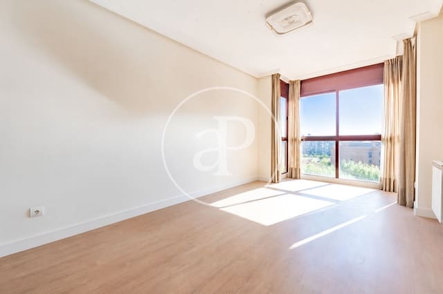 2 soverom Leilighet til salgs i Valverde, Madrid by med svømmebasseng - € 685 000 (Ref: 10173809)