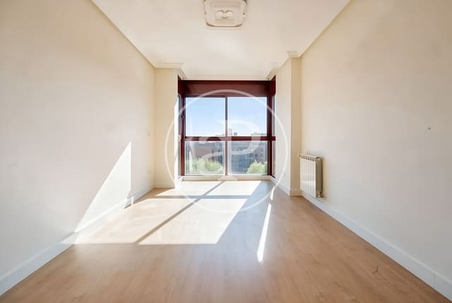 2 soverom Leilighet til salgs i Valverde, Madrid by med svømmebasseng - € 685 000 (Ref: 10173809)