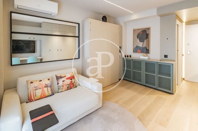 Apartamento para arrendar em Palacio, Madrid cidade - 1 300 € (Ref: 10173810)
