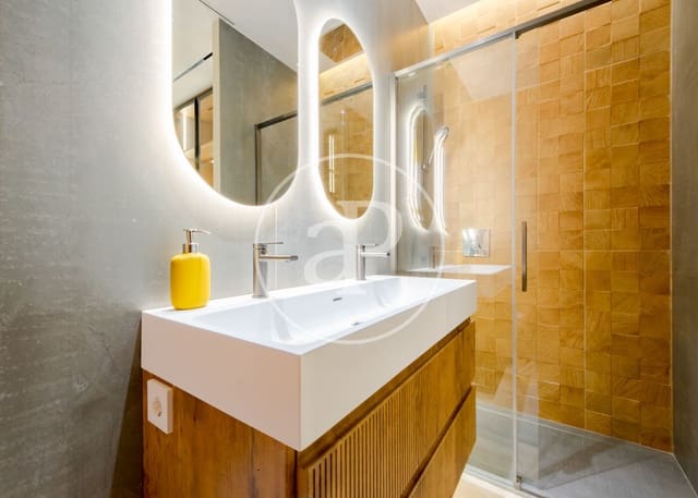 1 soveværelse Lejlighed til salg i Ventas, Madrid by - € 299.500 (Ref: 10173815)