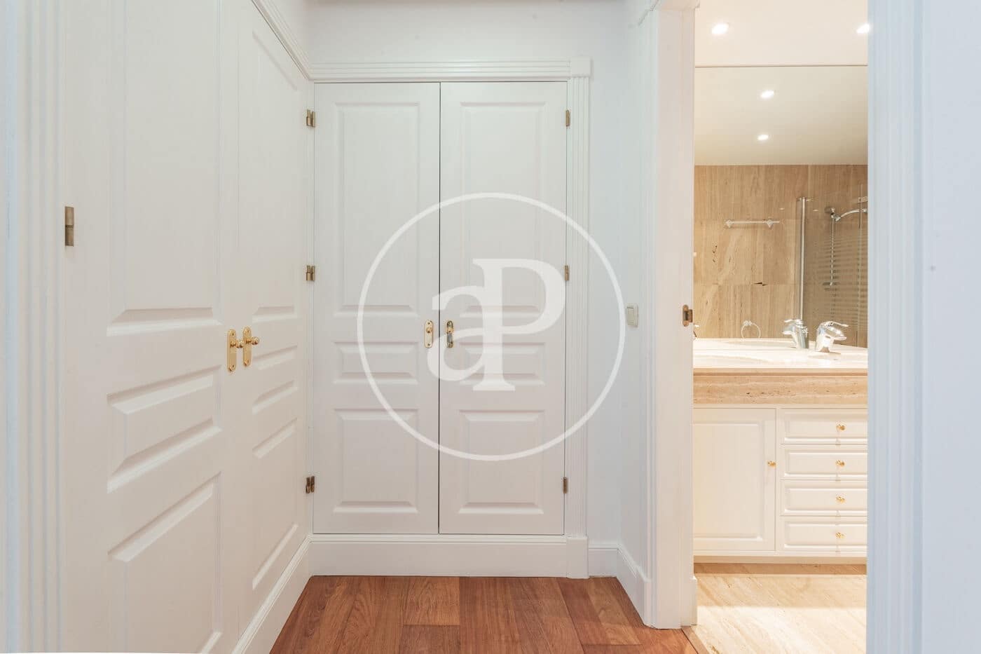 3 bedroom Apartment for rent in Madrid city with garage - € 5,500 (Ref: 10177095)