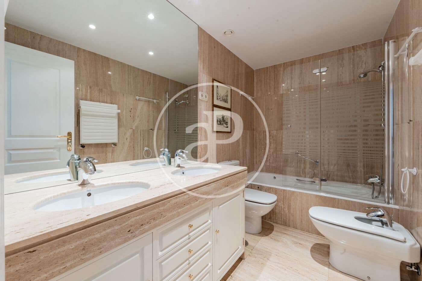 3 bedroom Apartment for rent in Madrid city with garage - € 5,500 (Ref: 10177095)
