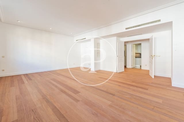 3 bedroom Apartment for rent in Jerónimos, Madrid city with garage - € 5,500 (Ref: 10177095)