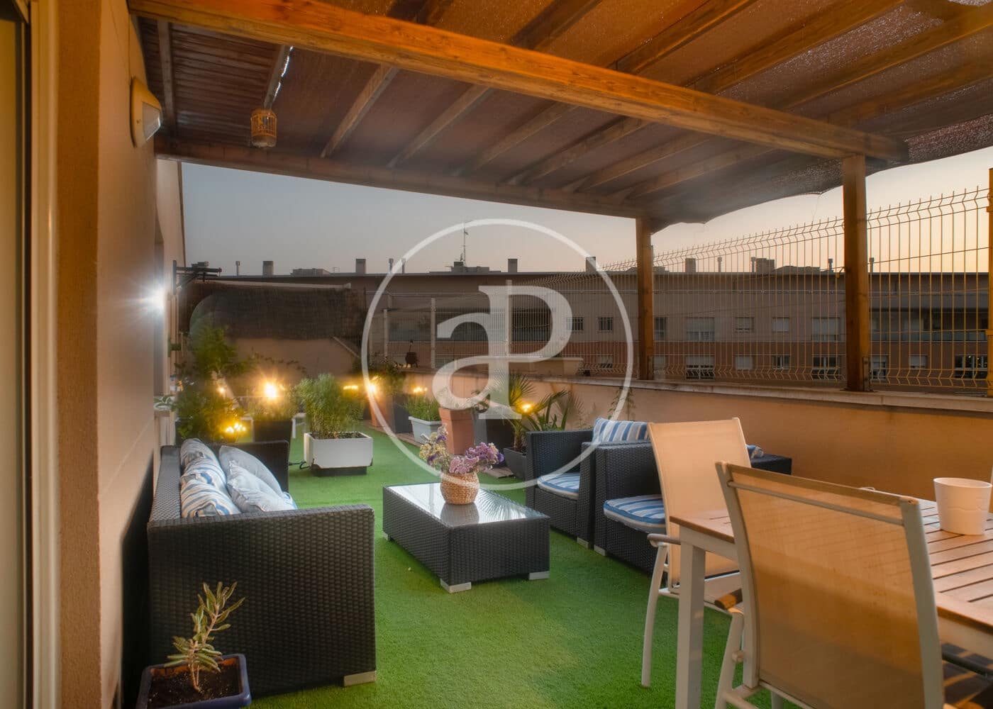 Ático de 4 habitaciones en Madrid ciudad en venta con piscina garaje - 1.097.000 € (Ref: 10177096)