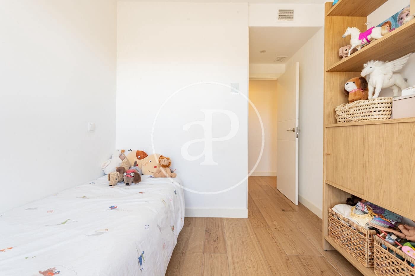 3 soverom Penthouse til salgs i Madrid by med svømmebasseng garasje - € 1 375 000 (Ref: 10177097)