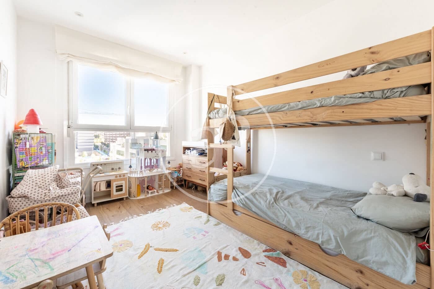 3 soverom Penthouse til salgs i Madrid by med svømmebasseng garasje - € 1 375 000 (Ref: 10177097)