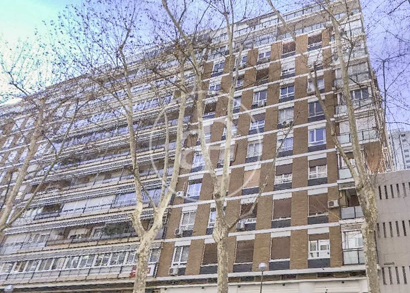 1 soveværelse Lejlighed til salg i Madrid by med garage - € 550.000 (Ref: 10177099)